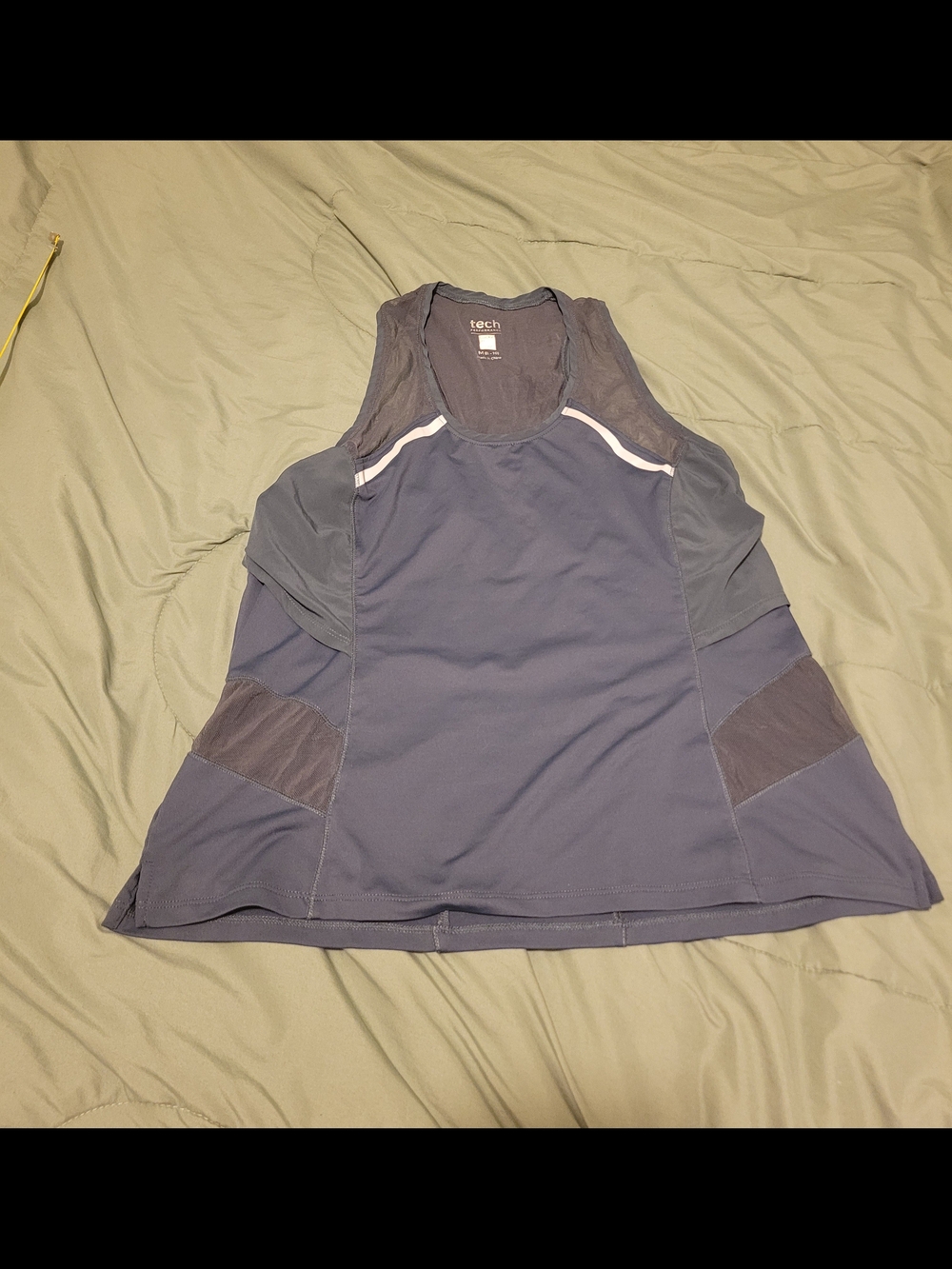 Lucky In Love Loeuf poche Tennis Sports ™ Women's Slate Blue Athletic Tank Top